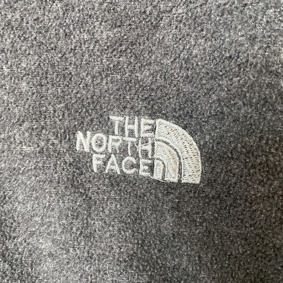The North Face Reversible Fleece jacket - Picture 10 of 14